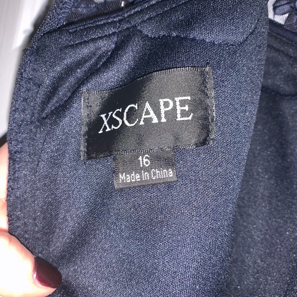 Women’s formal dress - Picture 5 of 5